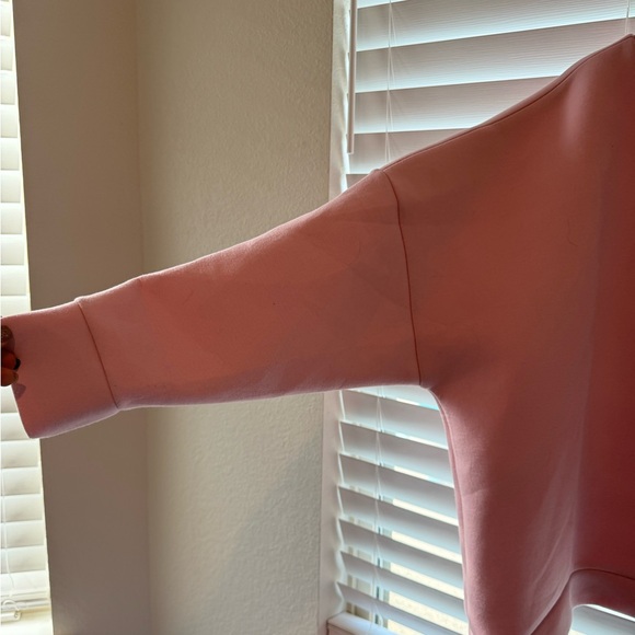 Pink Oversized - Picture 2 of 4